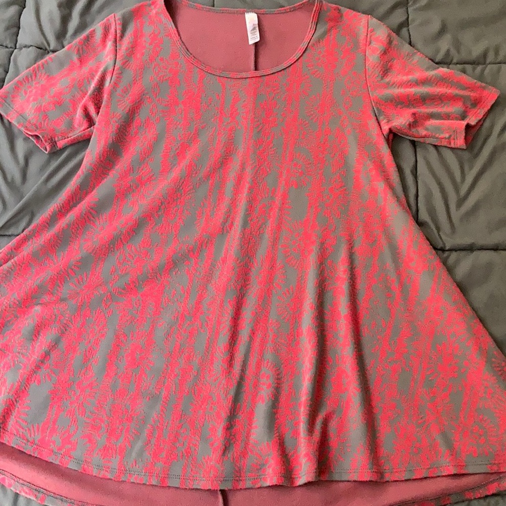 LuLaRoe Perfect T